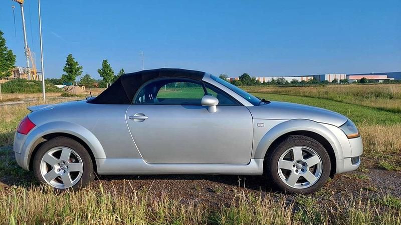 Silber Gebraucht 2000 Audi TT Roadster Sport Cabrio | 3.250 € (Guter Preis) - Bild 1/4