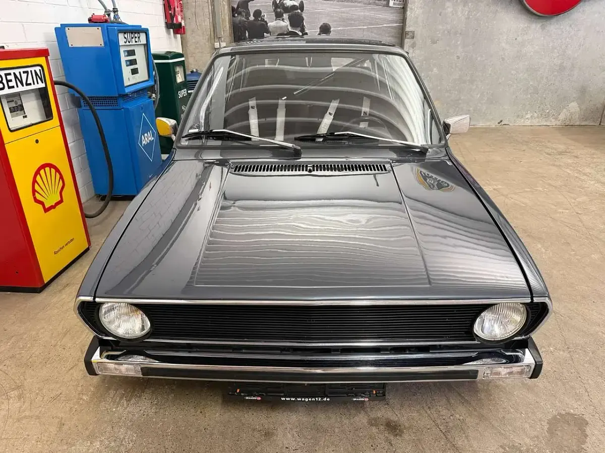 Gebraucht VW Derby 136 PS (100 kW) 1981 Grau Limousine