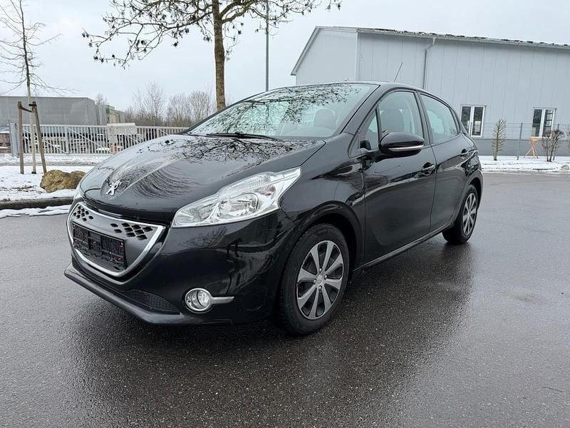 Schwarz Gebraucht 2014 Peugeot 208 GT-line Kleinwagen | 4.699 € (Fairer Preis) - Bild 1/4