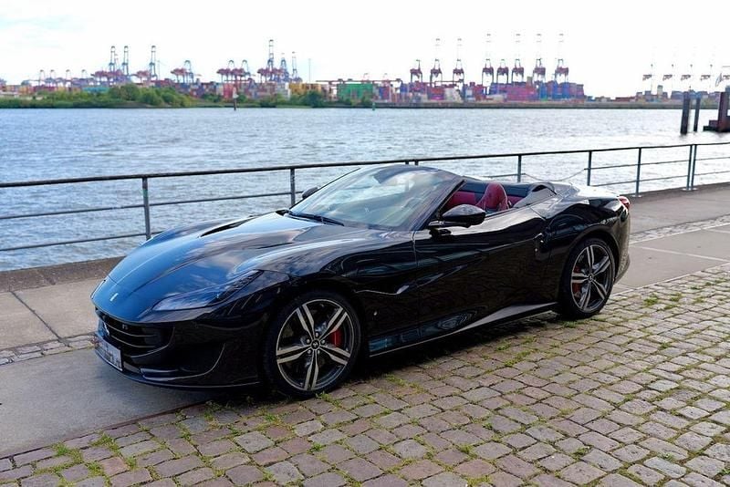 Schwarz Gebraucht 2020 Ferrari Portofino Cabrio | 204.900 € (Fairer Preis) - Bild 1/4