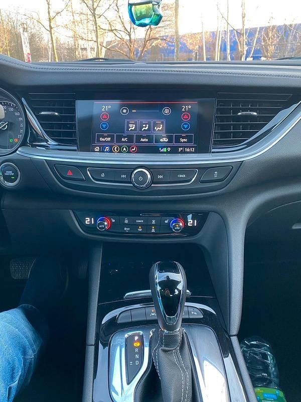 Usata Opel Insignia 165 CV (121 kW) 2018 Grigio Berlina