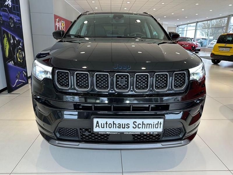 Gebraucht Jeep Compass Summit 179 PS (131 kW) 2024 Schwarz SUV