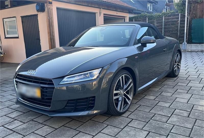 Gebraucht Audi TT Roadster Design 230 PS (169 kW) 2016 Grau Cabrio