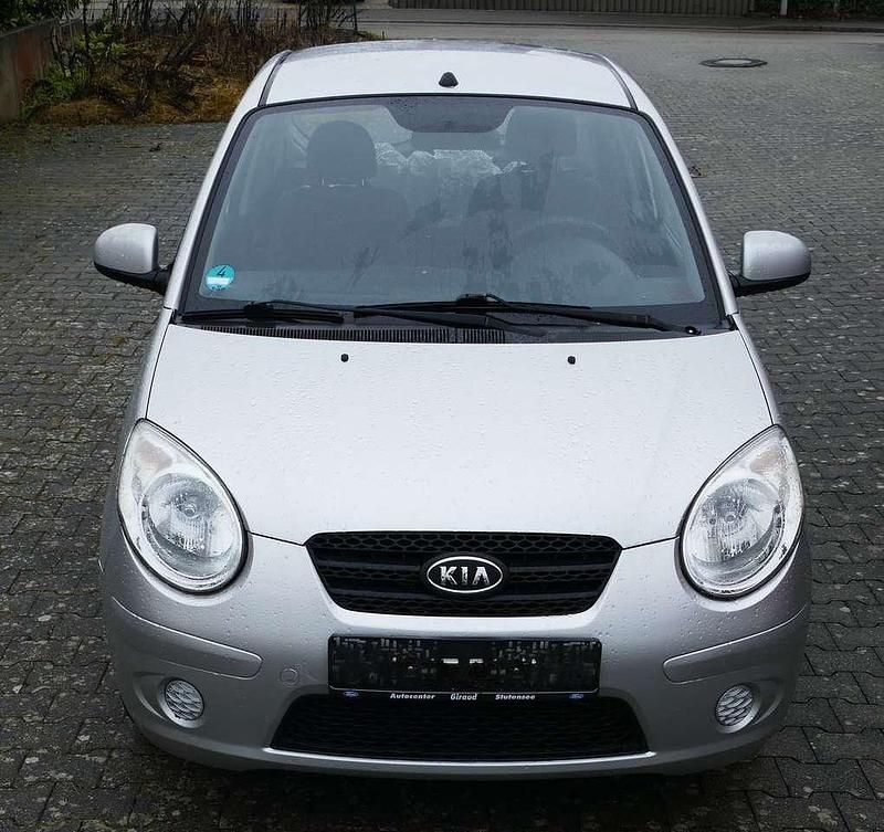 Gebraucht Kia Picanto 63 PS (46 kW) 2010 Silber Kleinwagen