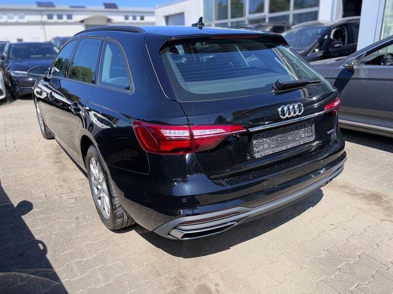 Gebraucht Audi A4 Sport 231 PS (169 kW) 2019 Schwarz Kombi