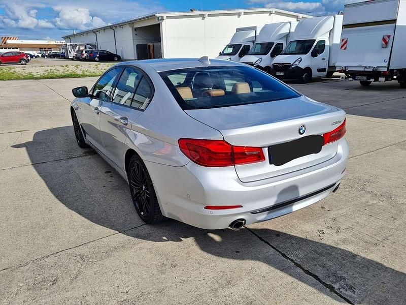 Usata BMW 530e iPerformance 252 CV (185 kW) 2017 Berlina