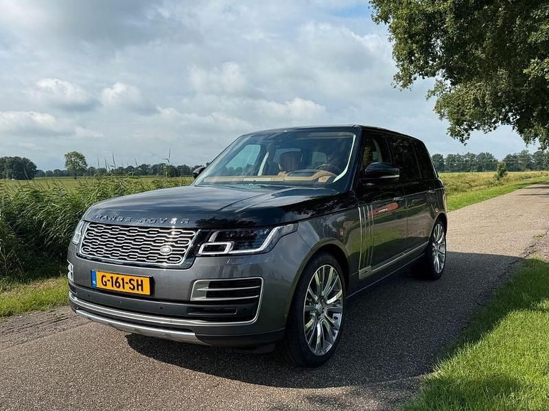 Grau Gebraucht 2019 Land Rover Range Rover SVAutobiography SUV | 77.700 € - Bild 1/4