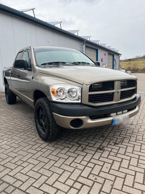Gebraucht Dodge Ram 349 PS (256 kW) 2008 Gold Pickup