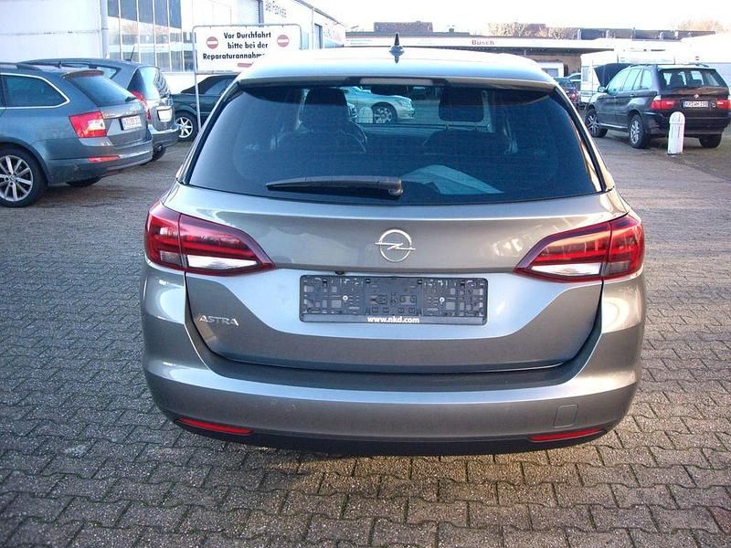 Gebraucht Opel Astra Elegance 122 PS (89 kW) 2021 Grau Kombi