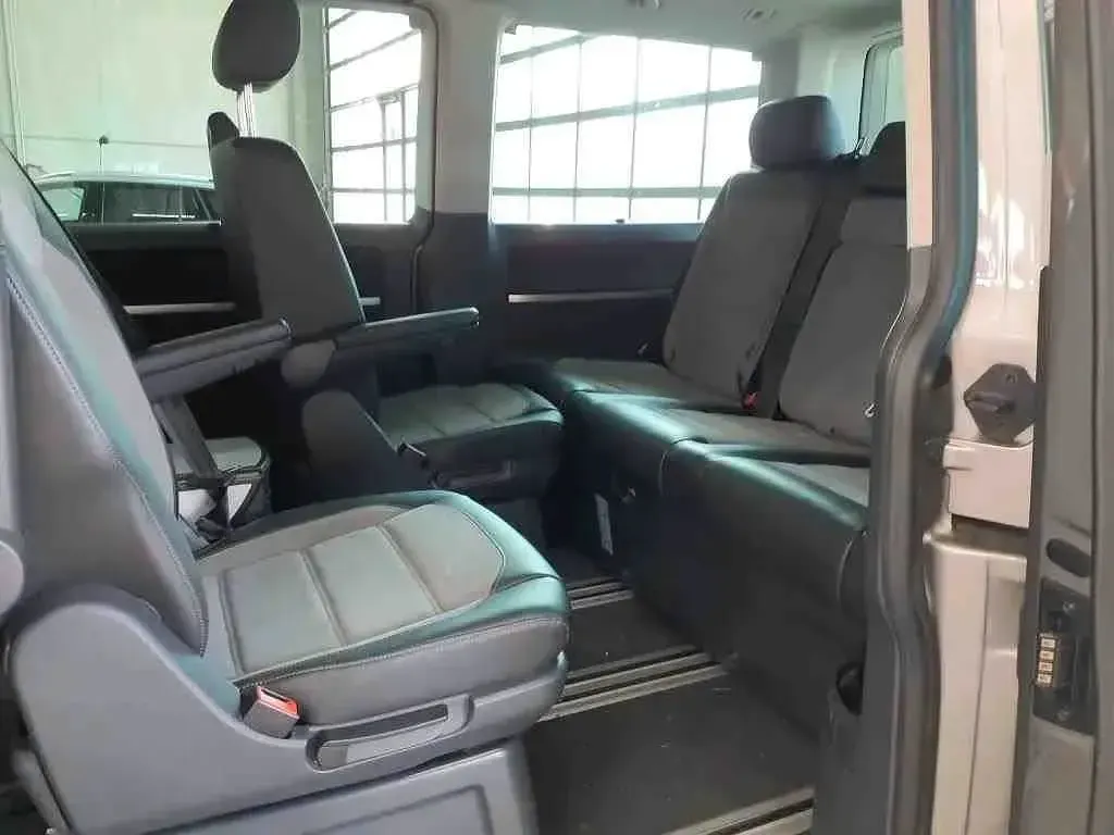 Gebraucht VW T6.1 199 PS (146 kW) 2020 Beige Van