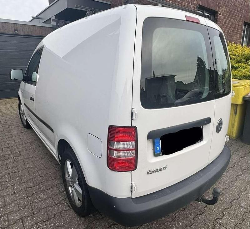 Second-hand VW Caddy 102 CP (75 kW) 2013 Monovolum