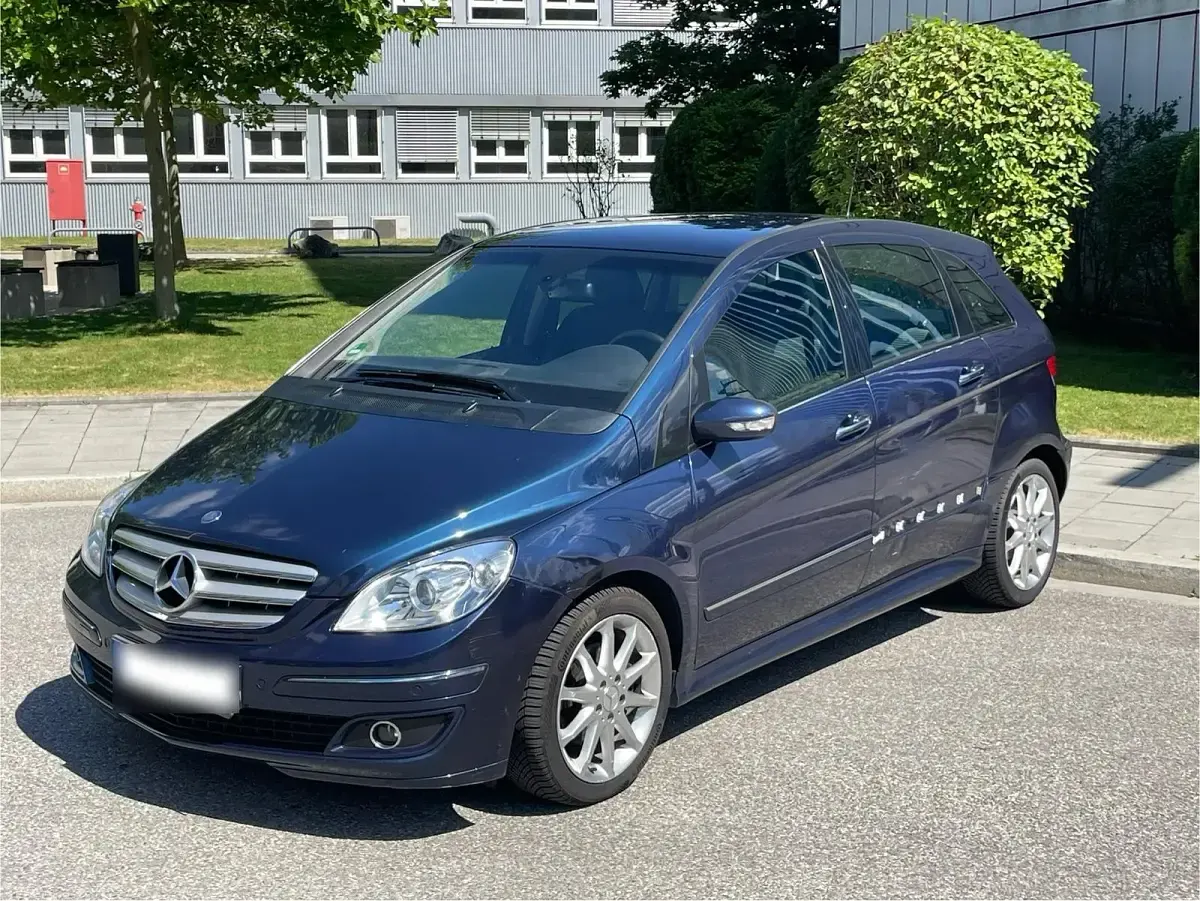 Gebraucht Mercedes B180 109 PS (80 kW) 2006 Blau Van / Kleinbus