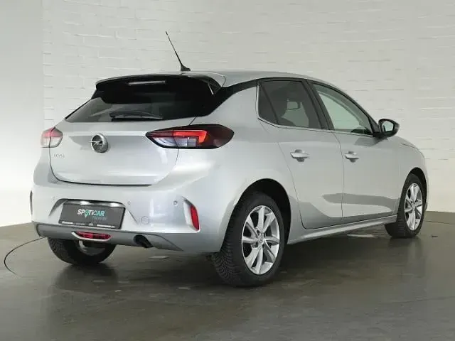Gebraucht Opel Corsa Elegance 101 PS (74 kW) 2023 Silber Kleinwagen