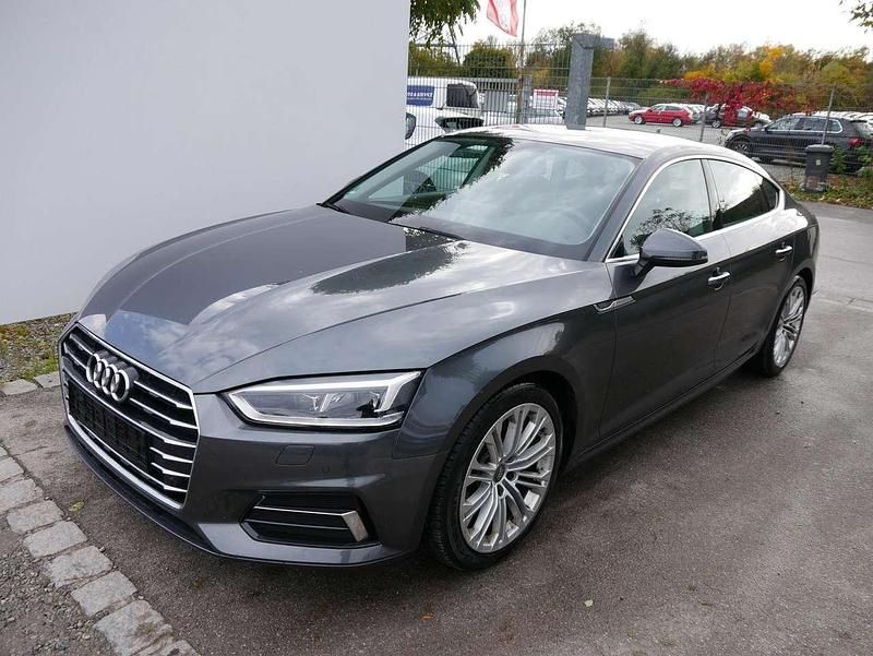Gebraucht Audi A5 Sportback Design 190 PS (139 kW) 2019 Grau Kleinwagen