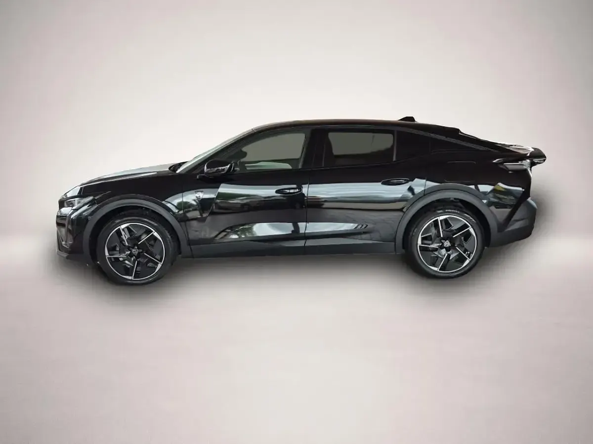 Gebraucht Peugeot 408 GT 224 PS (164 kW) 2025 Manufacturer SUV