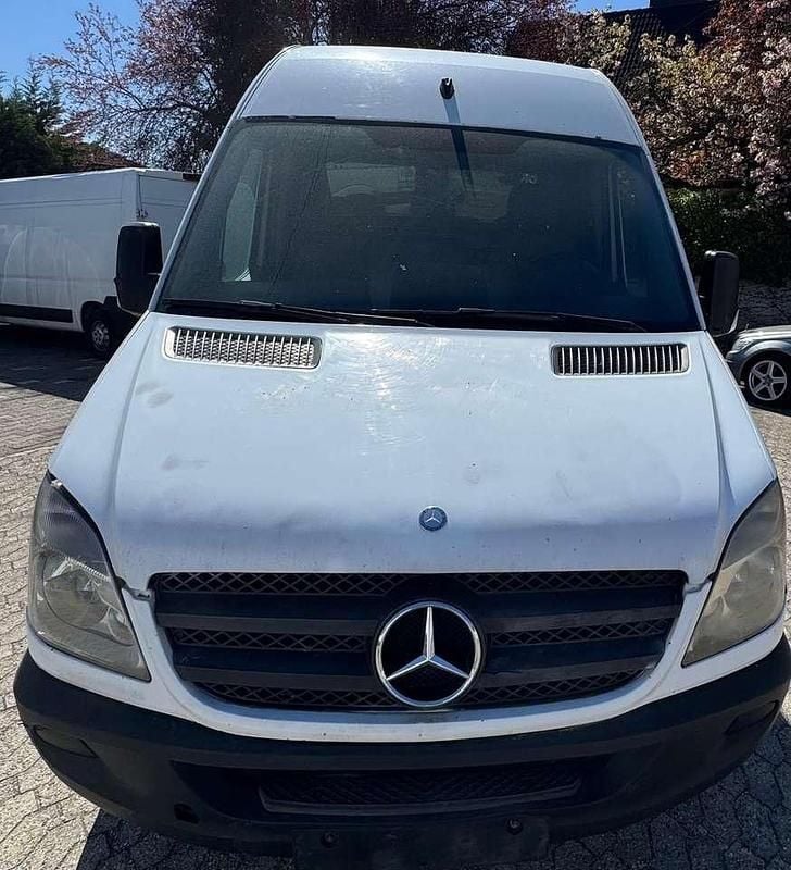Second-hand Mercedes Sprinter 109 CP (80 kW) 2007 Alb Van