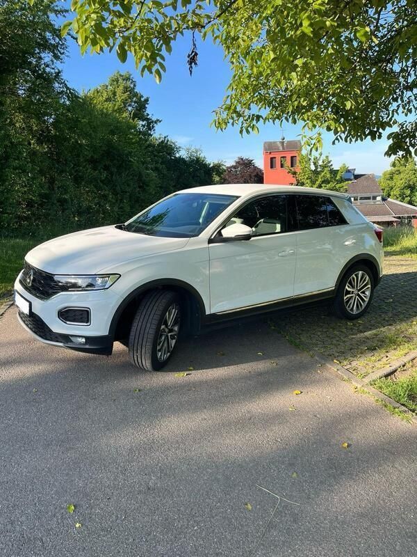 Weiß Gebraucht 2018 VW T-Roc Sport SUV | 16.999 € (Guter Preis) - Bild 1/4