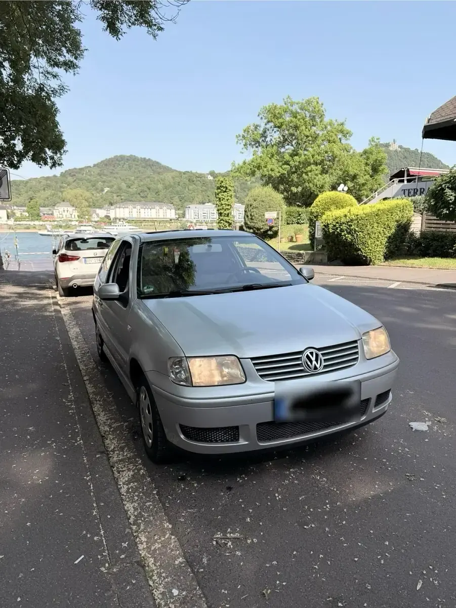 Gebraucht VW Polo Edition 60 PS (44 kW) 2001 Silber Kleinwagen