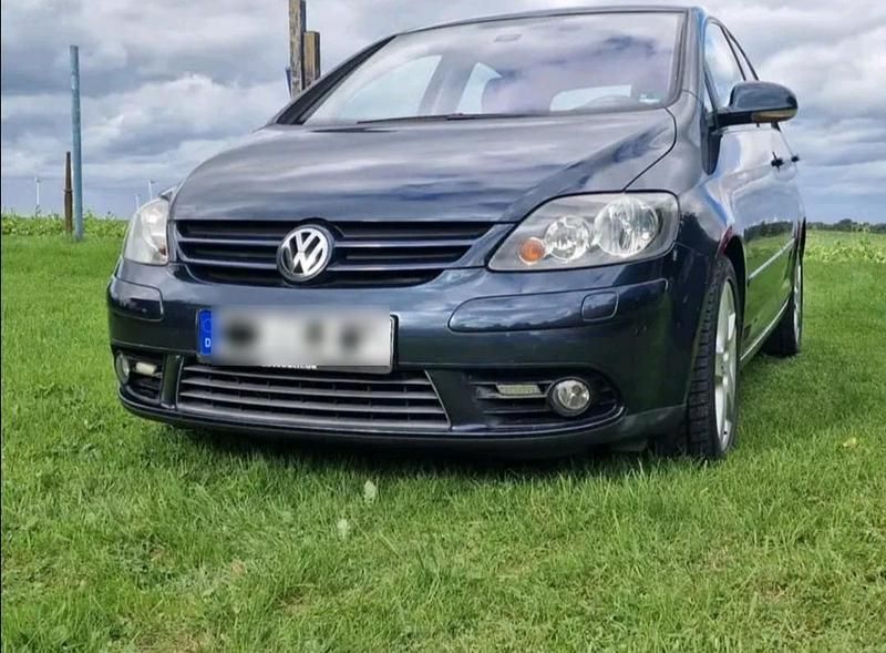 Blau Gebraucht 2005 VW Golf V Comfortline Limousine | 2.899 € (Fairer Preis) - Bild 1/4