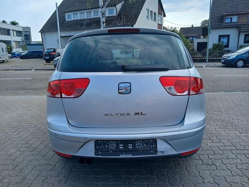 Gebraucht Seat Altea 125 PS (91 kW) 2009 Grau Van / Kleinbus