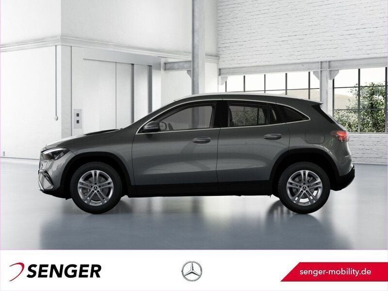 Usata Mercedes GLA200 Advanced 163 CV (119 kW) 2023 Grigio SUV