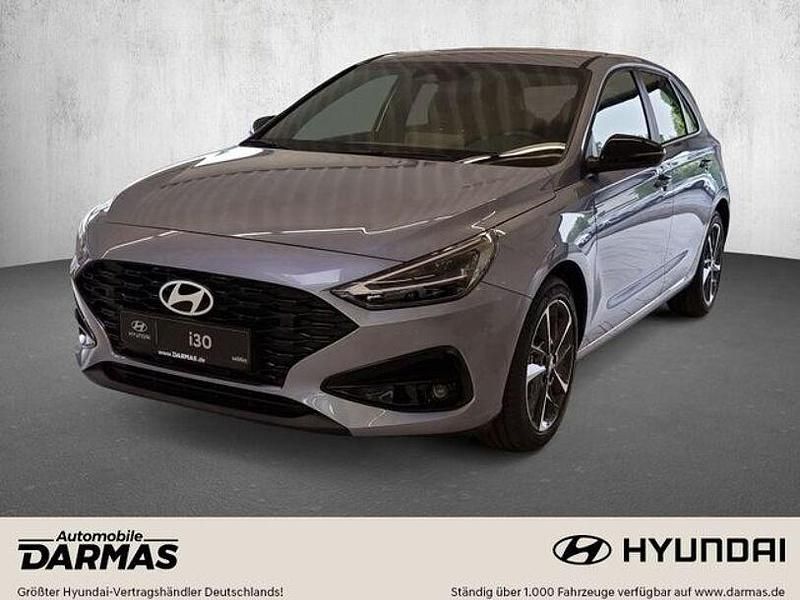 Silber Gebraucht 2024 Hyundai i30 Advantage Limousine | 20.790 € (Guter Preis) - Bild 1/3