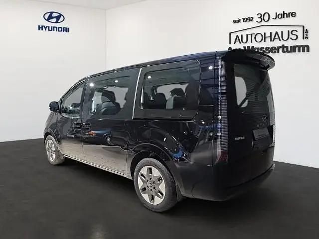 Gebraucht Hyundai Staria Trend 224 PS (164 kW) 2024 Abyss black Van / Kleinbus