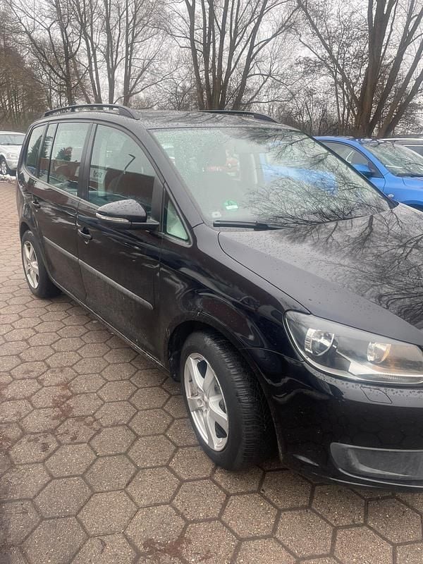 Gebraucht VW Touran 105 PS (77 kW) 2012 Schwarz Van / Kleinbus