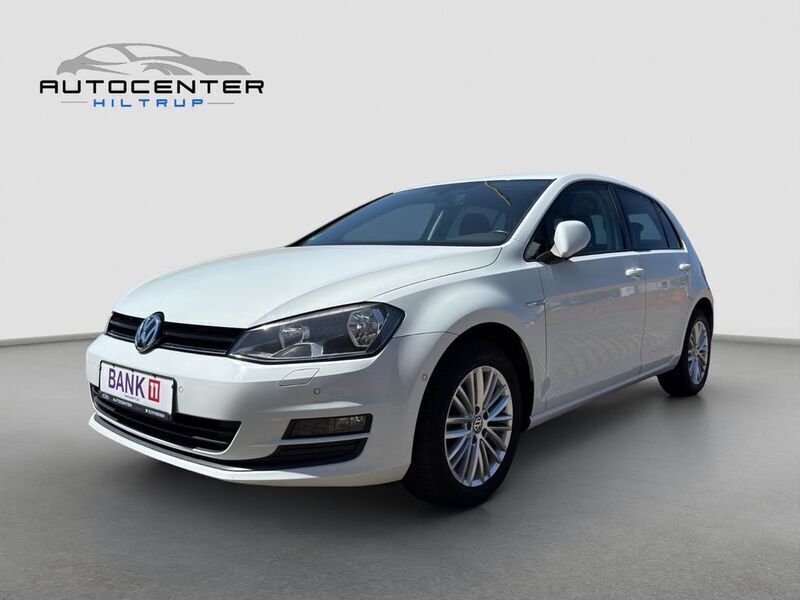 Weiß Gebraucht 2014 VW Golf VII Cup Limousine | 9.870 € (Fairer Preis) - Bild 1/4