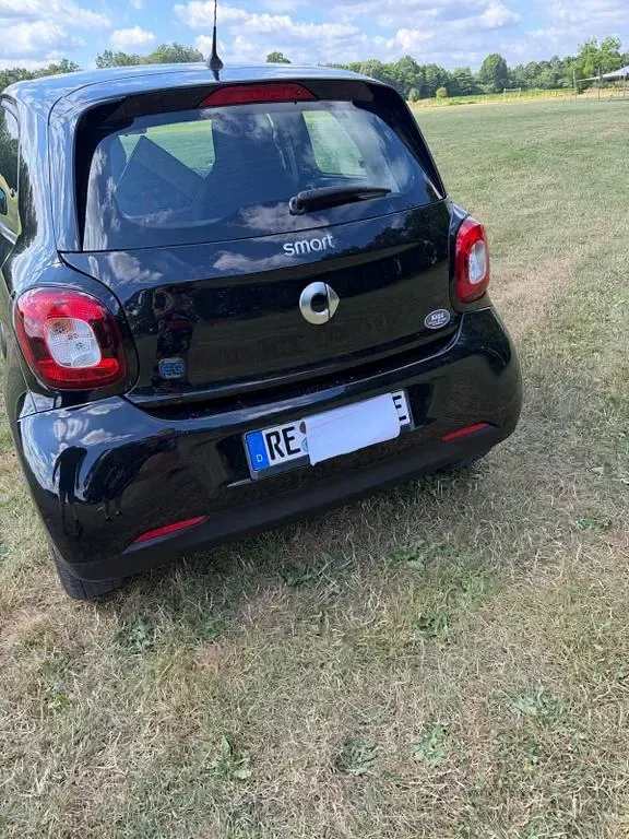 Gebraucht Smart ForFour Electric Drive 60 kW (82 PS) 2019 Schwarz Limousine