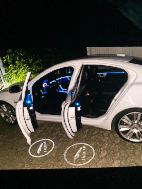 Gebraucht Jaguar XF 190 PS (139 kW) 2012 Weiß Limousine