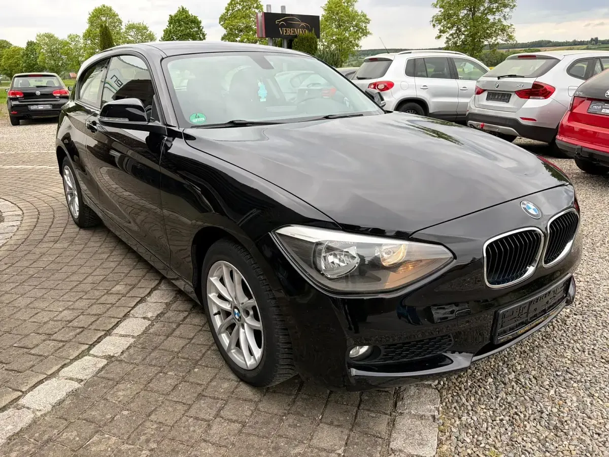 Gebraucht BMW 114 101 PS (74 kW) 2013 Schwarz Kleinwagen