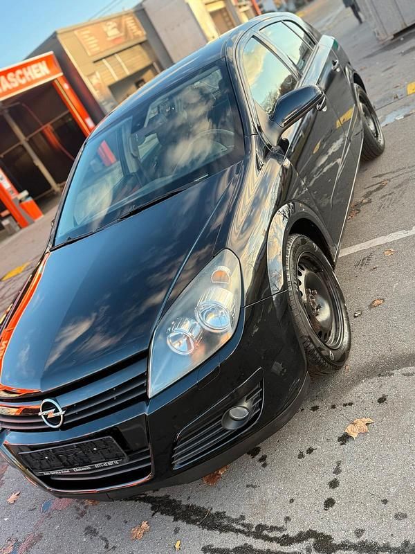 Gebraucht Opel Astra 100 PS (73 kW) 2005 Schwarz Kleinwagen