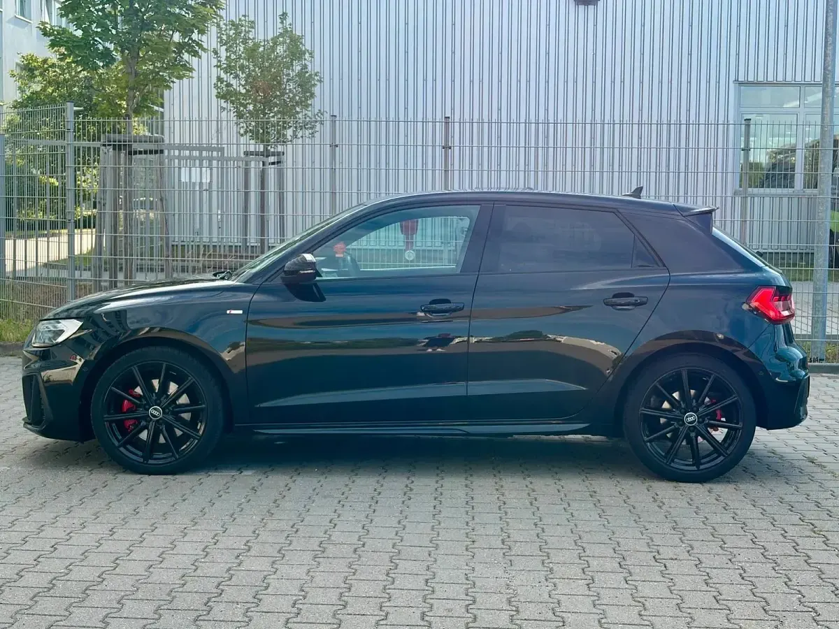 Gebraucht Audi A1 Sportback S-Line 207 PS (152 kW) 2023 Schwarz Kleinwagen