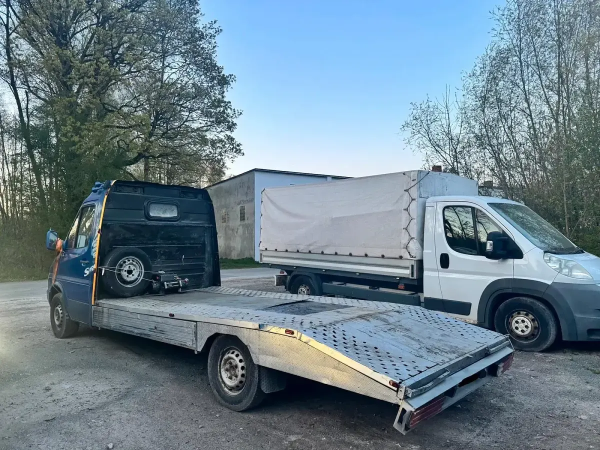 Gebraucht Mercedes Sprinter 109 PS (80 kW) 2003 Blau