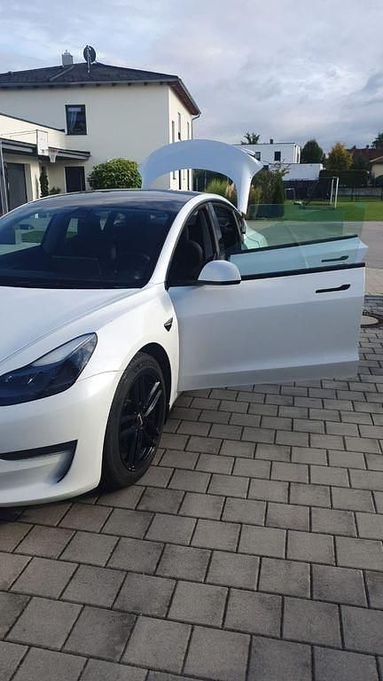 Gebraucht Tesla Model 3 366 kW (498 PS) 2022 Weiß Limousine