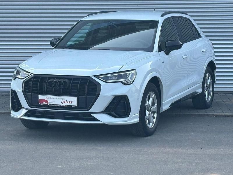 Gebraucht Audi Q3 S-Line 245 PS (180 kW) 2022 Gletscherweiß metallic SUV