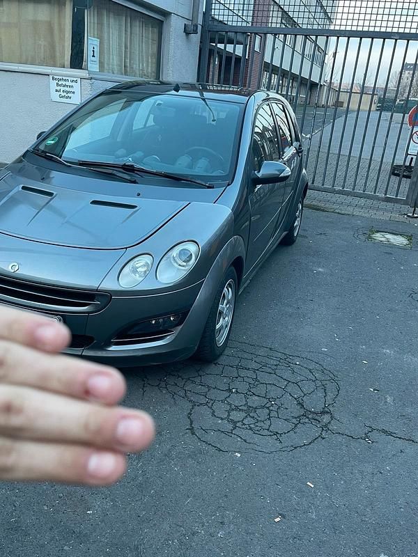 Grau Gebraucht 2006 Smart ForFour Kleinwagen | 1.800 € (Fairer Preis) - Bild 1/4