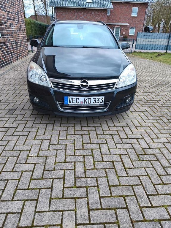 Gebraucht Opel Astra 110 PS (80 kW) 2007 Schwarz Limousine