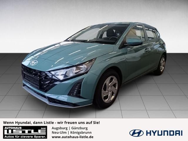 Gebraucht Hyundai i20 Select 101 PS (74 kW) 2025 Gruen Kleinwagen