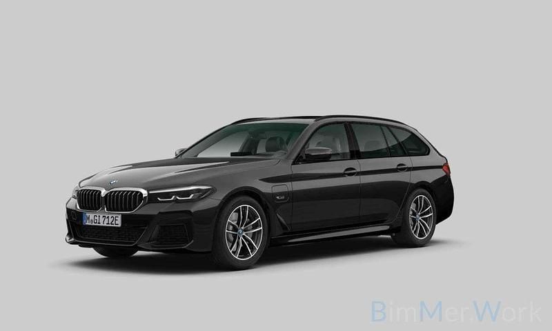 Saphirschwarz475 Gebraucht 2022 BMW 530 M Sport Kombi | 40.999 € (Teuer) - Bild 1/2