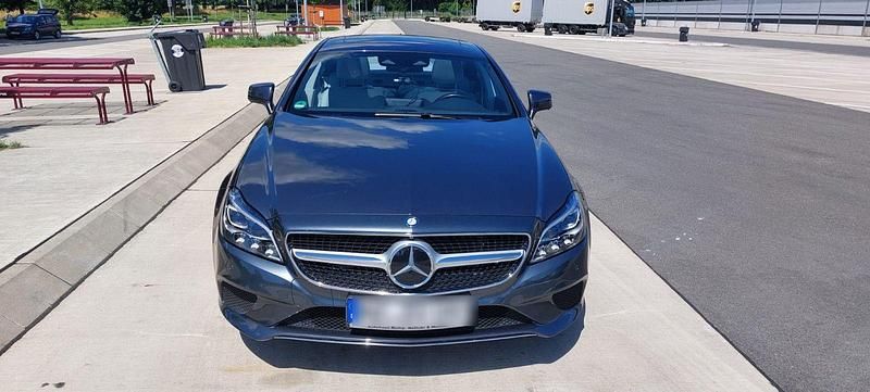 Grau Gebraucht 2015 Mercedes CLS400 Coupé | 24.000 € (Guter Preis) - Bild 1/4
