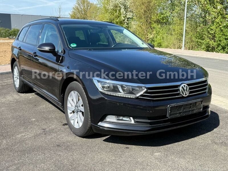 Gebraucht VW Passat Trendline 120 PS (88 kW) 2016 Schwarz Kombi