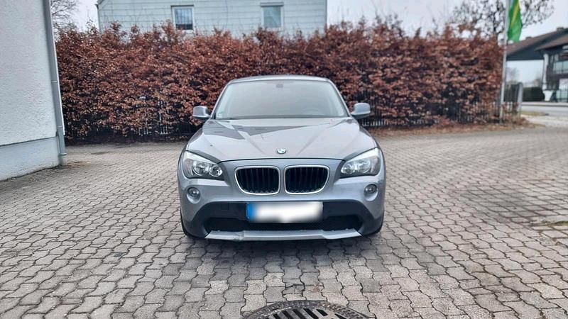 Gebraucht BMW X1 146 PS (107 kW) 2012 Grau SUV