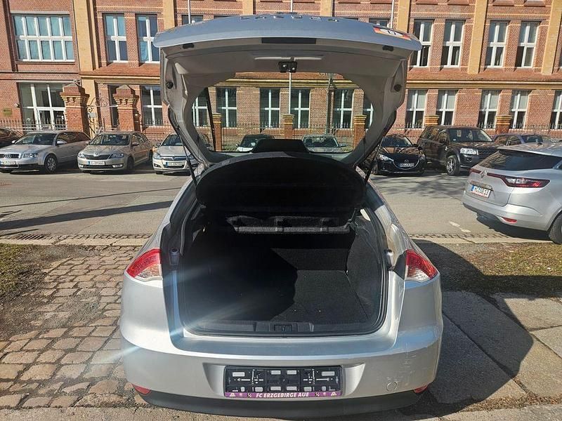 Gebraucht Renault Laguna III Expression 110 PS (80 kW) 2008 Silber Limousine