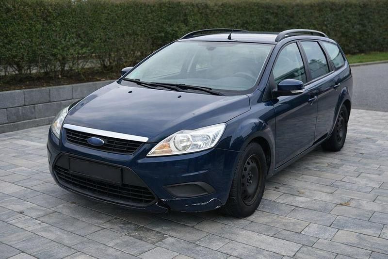 Usata Ford Focus 90 CV (66 kW) 2009 Blu Berlina