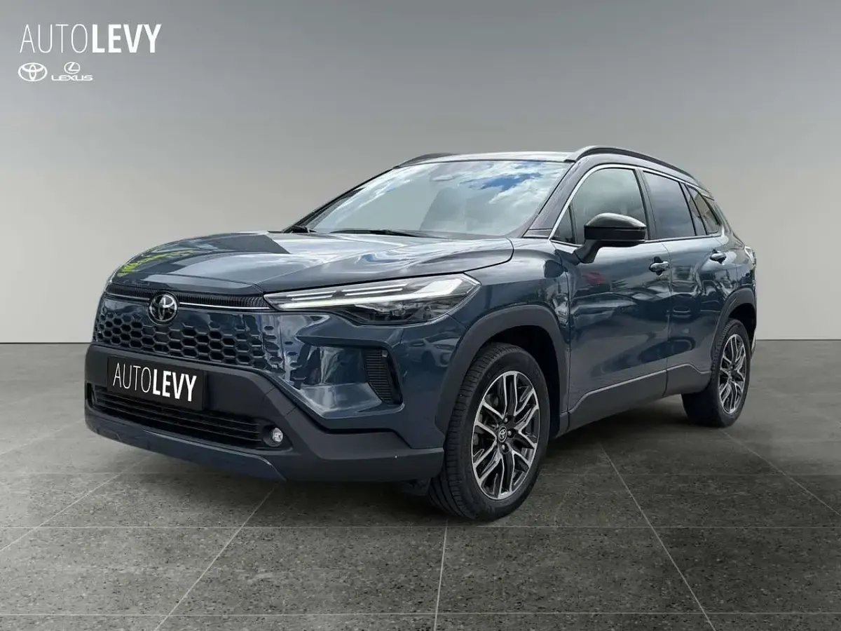 Gebraucht Toyota Corolla Cross 140 PS (102 kW) 2025 Blau SUV
