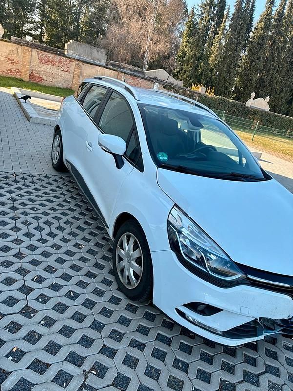 Gebraucht Renault Clio GrandTour 90 PS (66 kW) 2018 Weiß Kombi