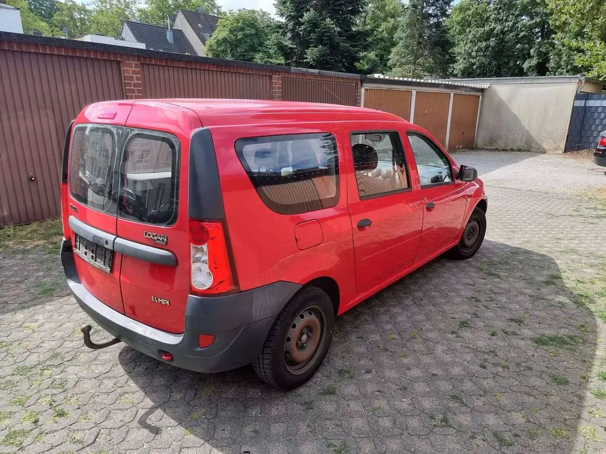 Gebraucht Dacia Logan Basis 75 PS (55 kW) 2008 Rot "passion" Kombi