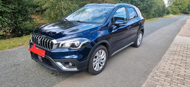 Blau Gebraucht 2018 Suzuki SX4 S-Cross Comfort SUV | 11.800 € (Fairer Preis) - Bild 1/4